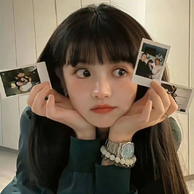 女孩向前走
